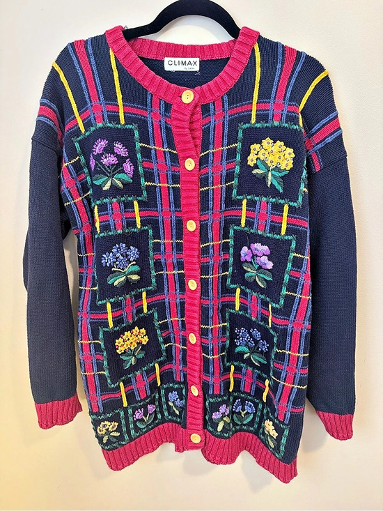 CLIMAX Sweaters - CLIMAX BY SASHA Vintage Floral Embroidered Plaid Knit Cardigan Sweater M MEDIUM